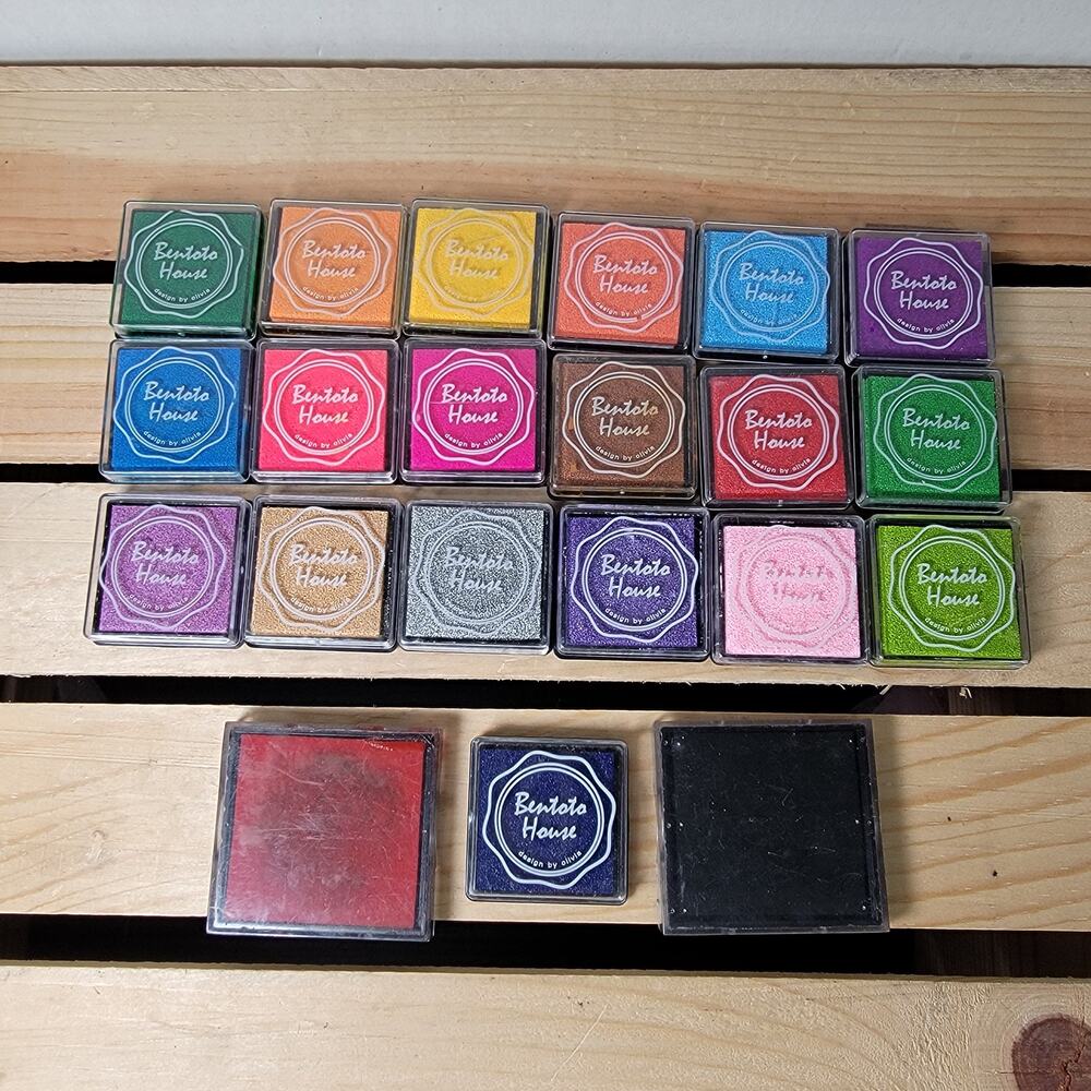 Set of 19 - 1.5" Bintoto House Ink Pads + 2 - 2" Unbranded Ink Pads